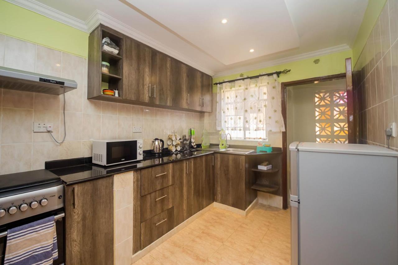 Esterina Suites Ναϊρόμπι Εξωτερικό φωτογραφία