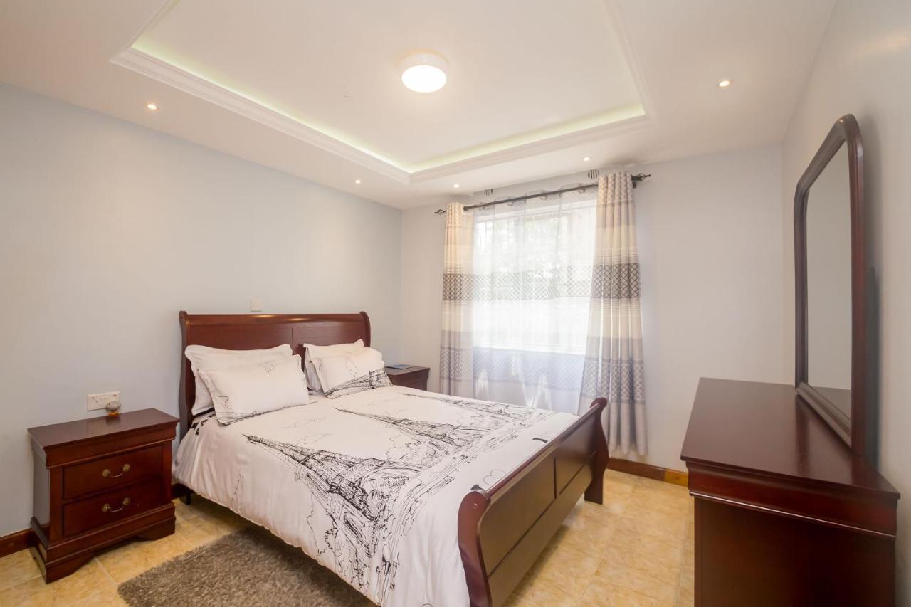 Esterina Suites Ναϊρόμπι Εξωτερικό φωτογραφία