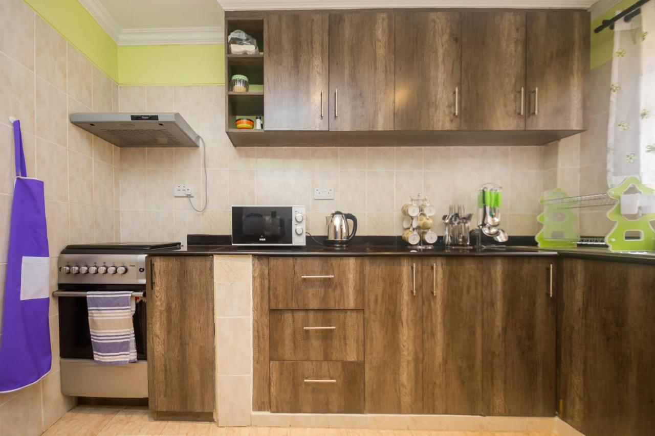 Esterina Suites Ναϊρόμπι Εξωτερικό φωτογραφία