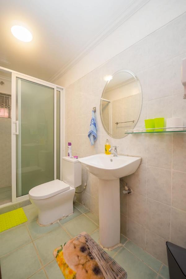 Esterina Suites Ναϊρόμπι Εξωτερικό φωτογραφία