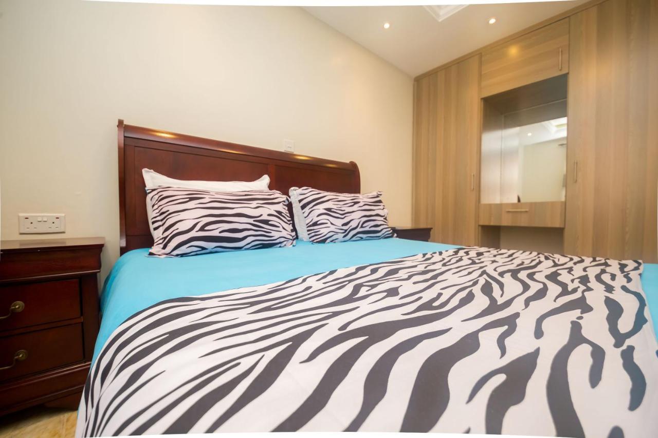 Esterina Suites Ναϊρόμπι Εξωτερικό φωτογραφία